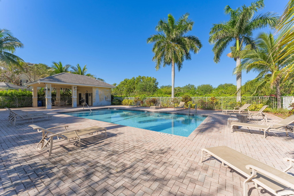638 Nw 38th Circle - Photo 51