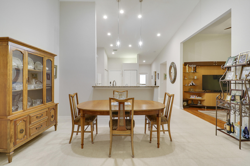 8063 Dolomtian Way - Photo 23