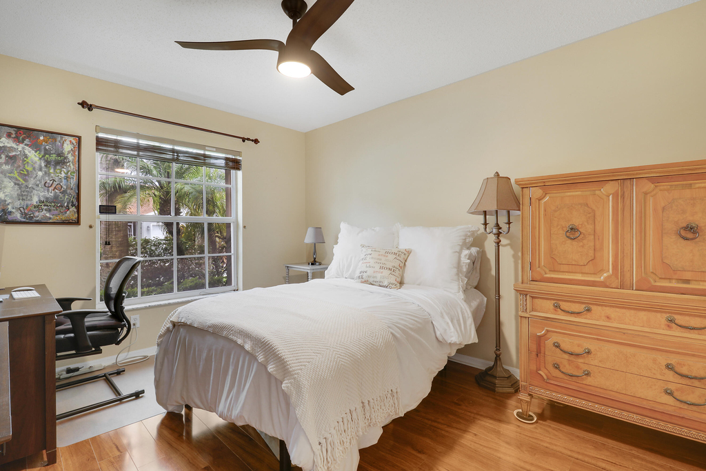 8063 Dolomtian Way - Photo 32