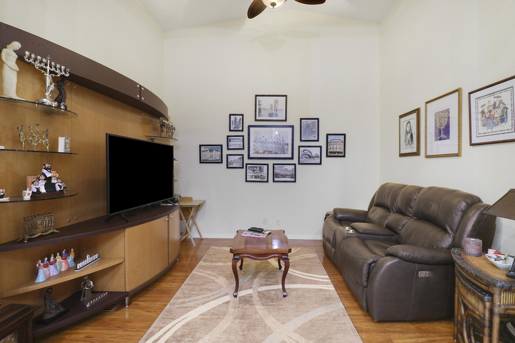 8063 Dolomtian Way - Photo 20