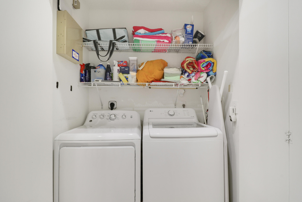 8063 Dolomtian Way - Photo 18
