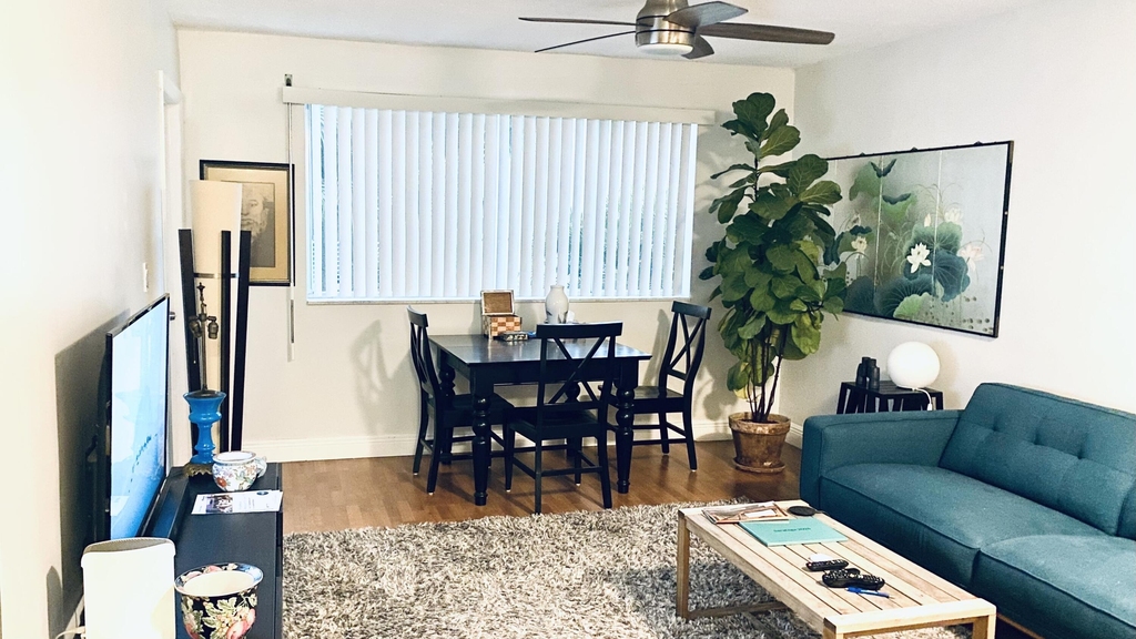 2724 Garden S - Photo 1