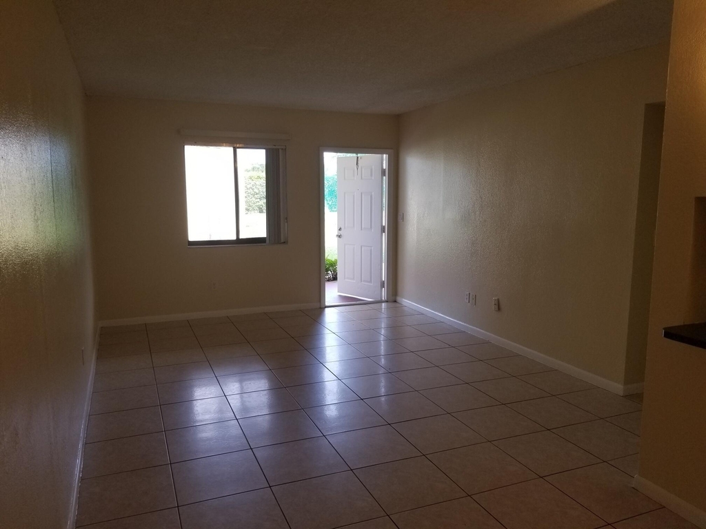 6023 10th Avenue N - Photo 1