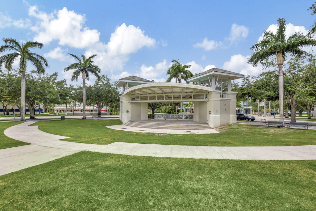 4345 Parkside Drive - Photo 48