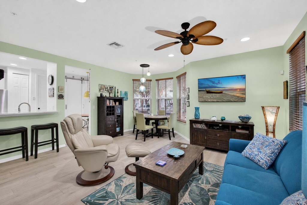 4345 Parkside Drive - Photo 2