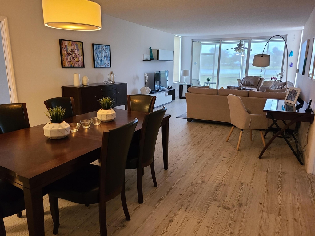 804 Cypress Boulevard - Photo 4