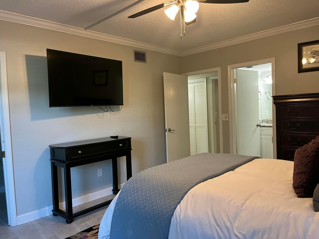 13329 Polo Club Road - Photo 14