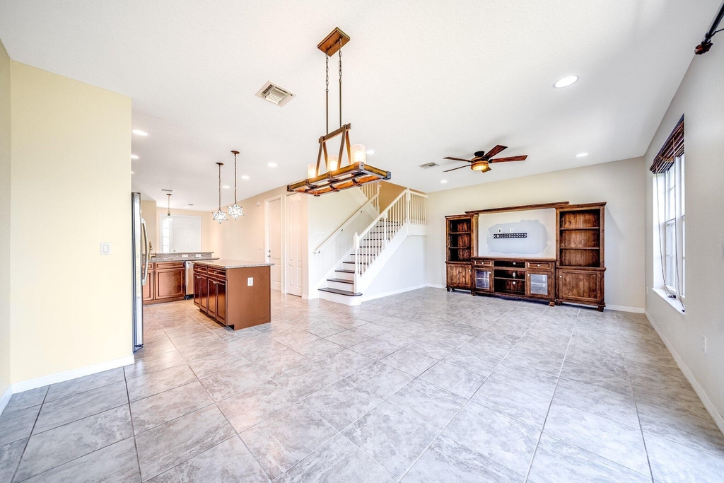 4543 Tara Cove Way - Photo 10