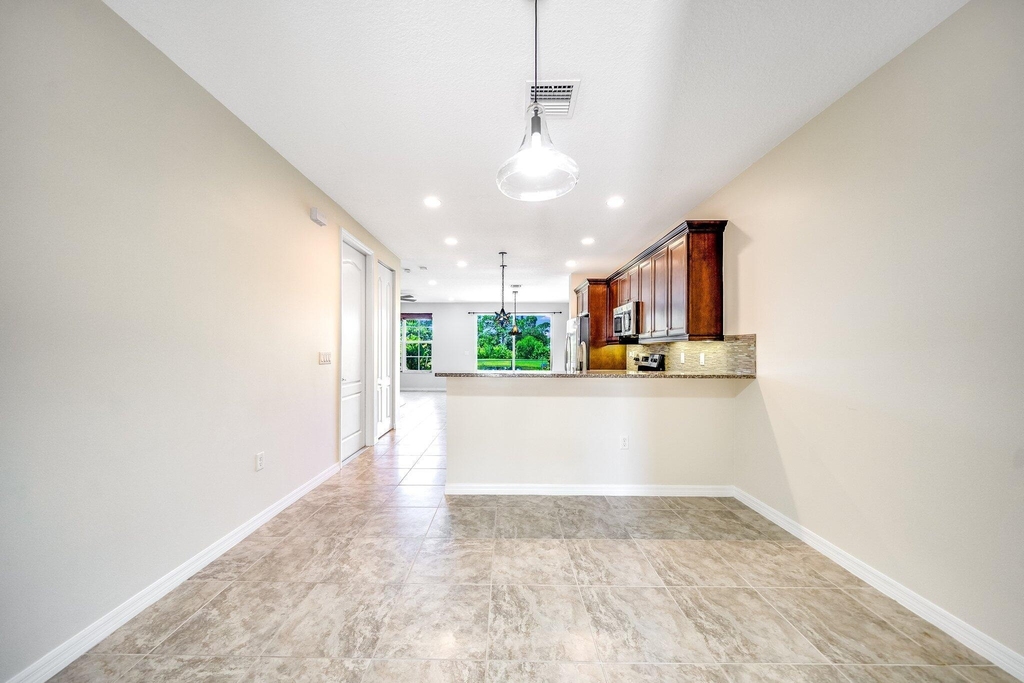 4543 Tara Cove Way - Photo 5