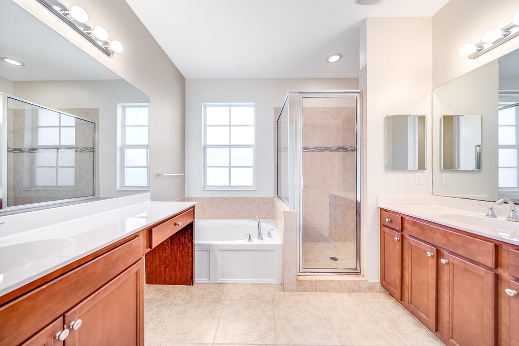 4543 Tara Cove Way - Photo 21