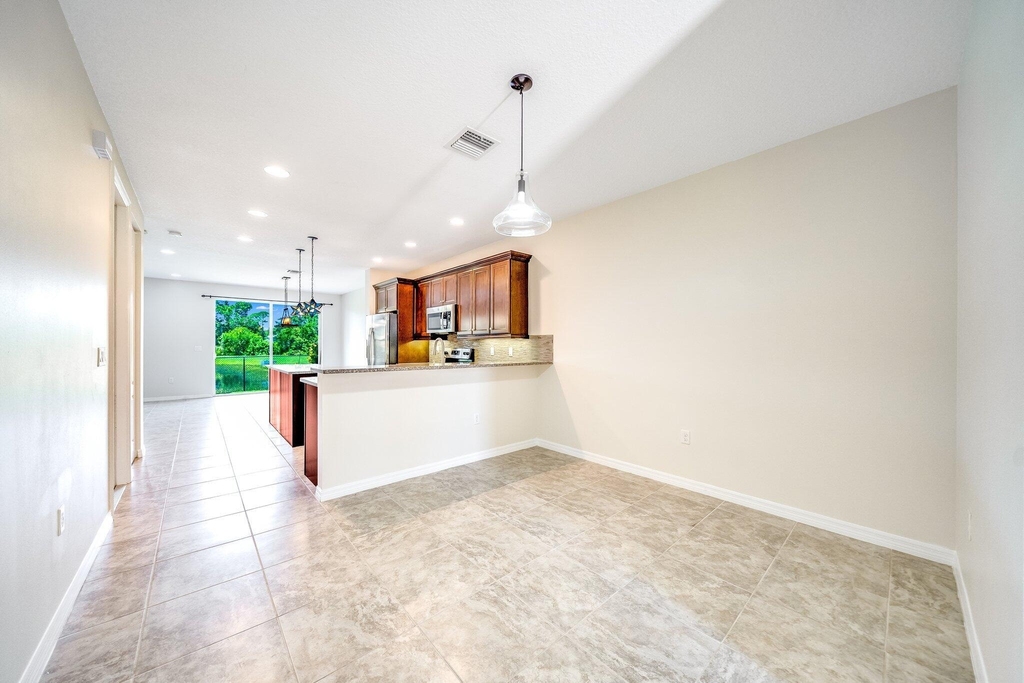 4543 Tara Cove Way - Photo 4