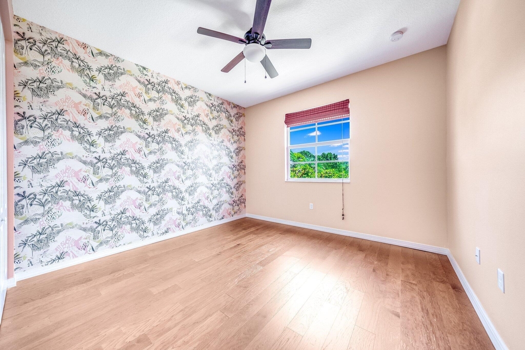 4543 Tara Cove Way - Photo 16