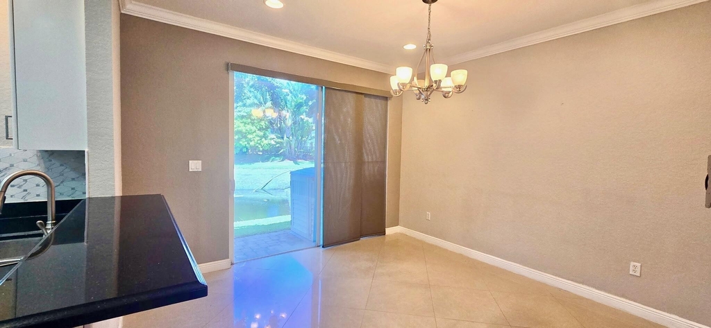 2851 W Prospect Road - Photo 7