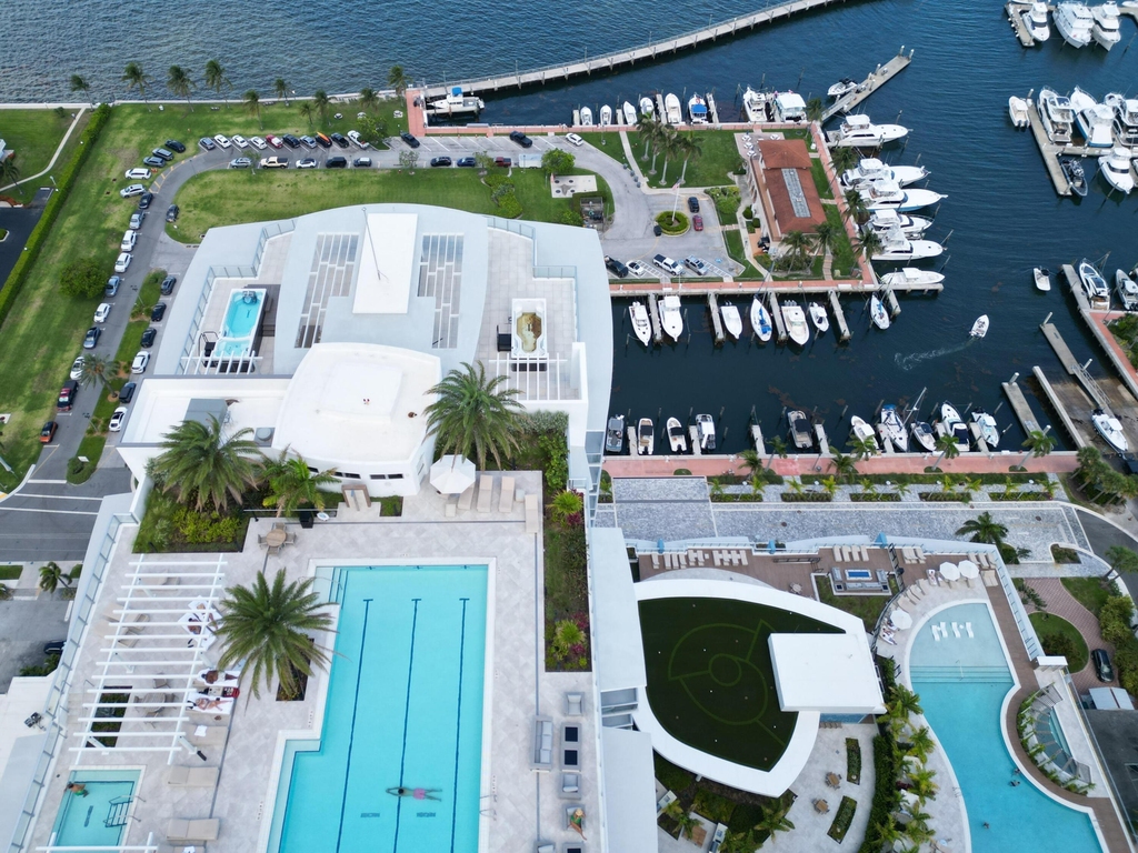 220 Lake Shore Drive - Photo 66