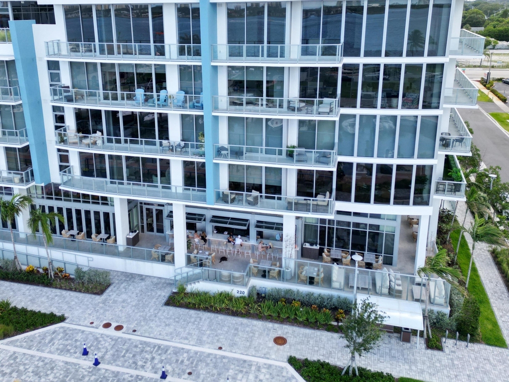 220 Lake Shore Drive - Photo 59