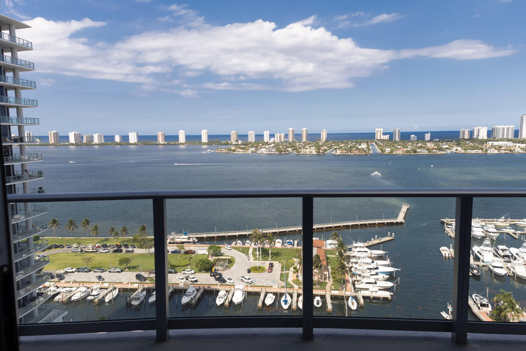 220 Lake Shore Drive - Photo 12