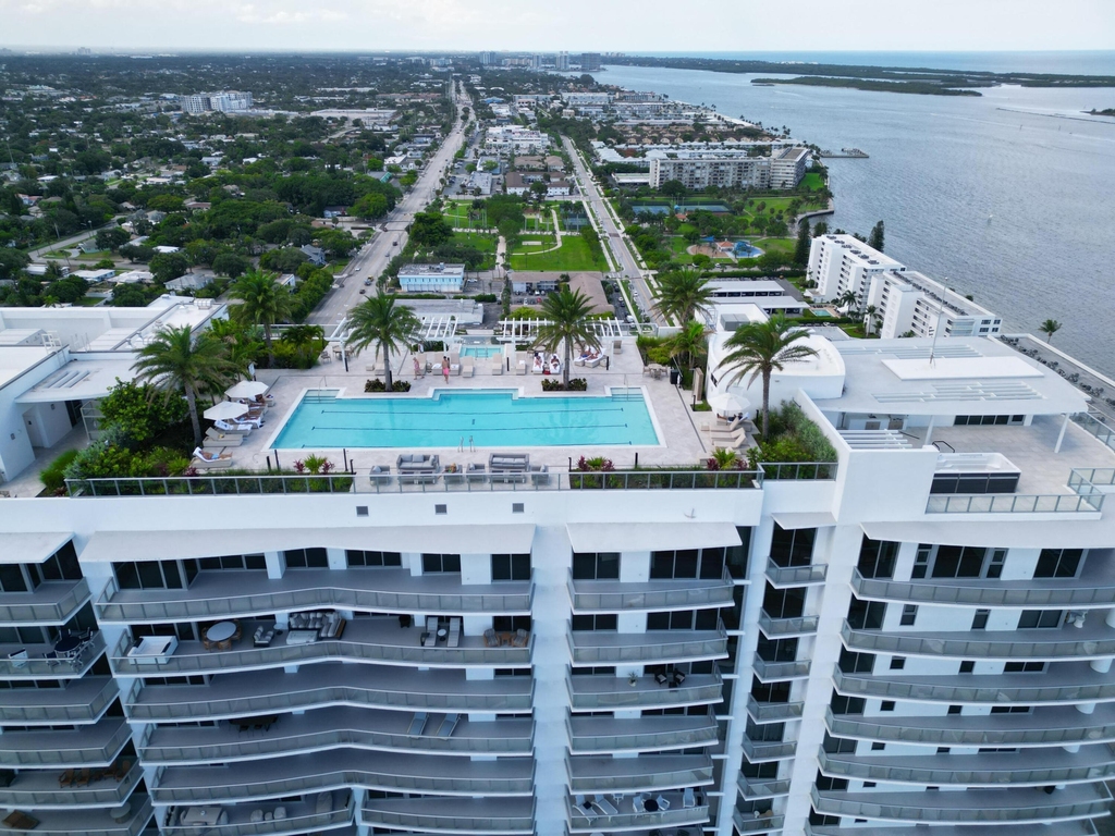 220 Lake Shore Drive - Photo 64