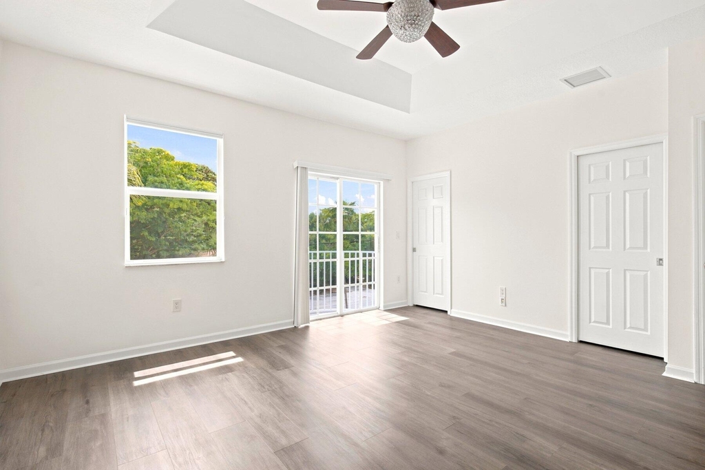 1224 Ne 18th Avenue - Photo 15