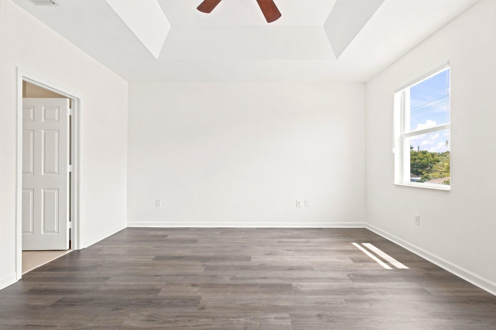 1224 Ne 18th Avenue - Photo 13