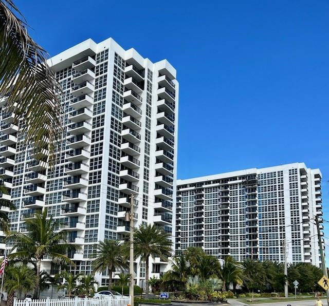 531 N Ocean Boulevard - Photo 0