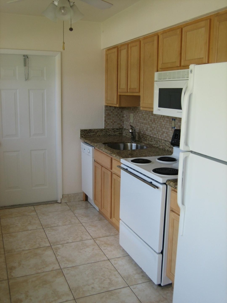 231 Ne 24th Avenue - Photo 6