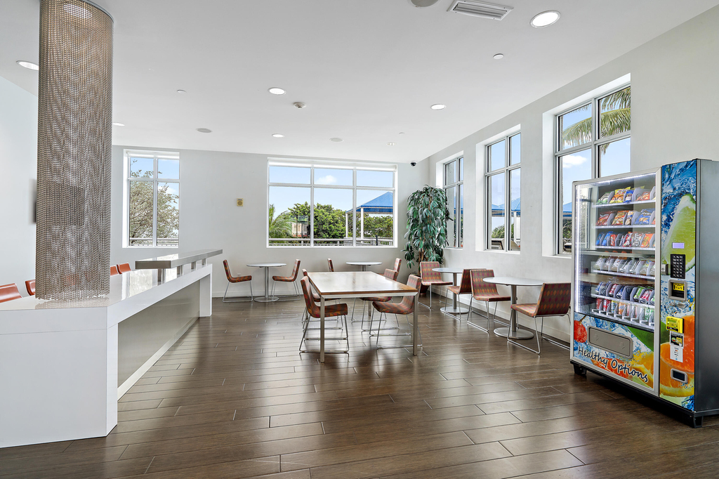 300 S Australian Avenue - Photo 20