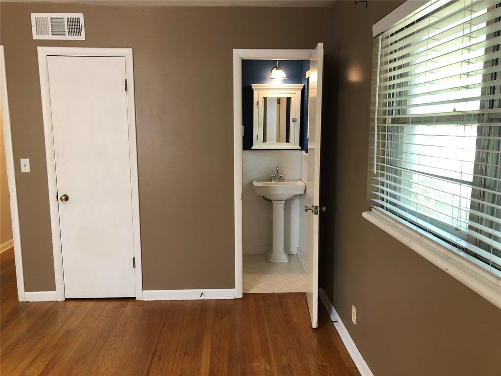 1308 Sycamore Street - Photo 8