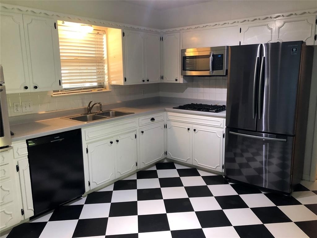 1308 Sycamore Street - Photo 18