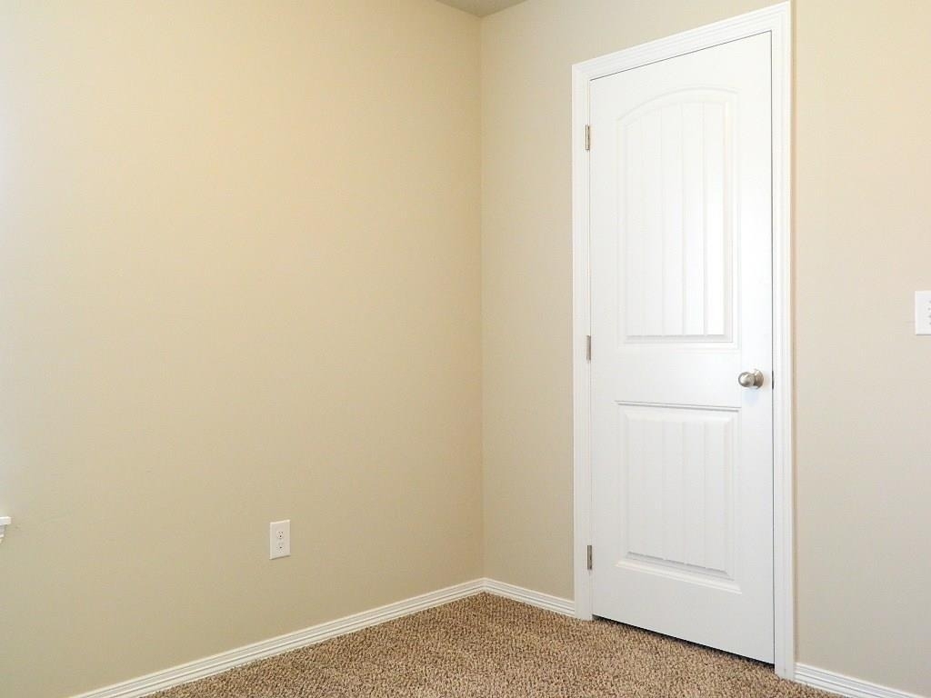 206 Saint Charles Way - Photo 11