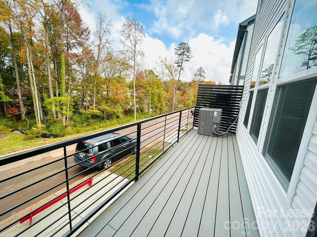 1516 Blanche Street - Photo 7