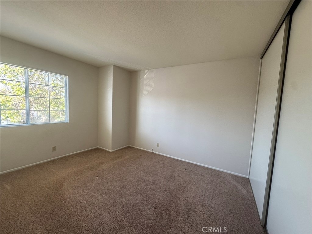 2121 Sun Ridge - Photo 13