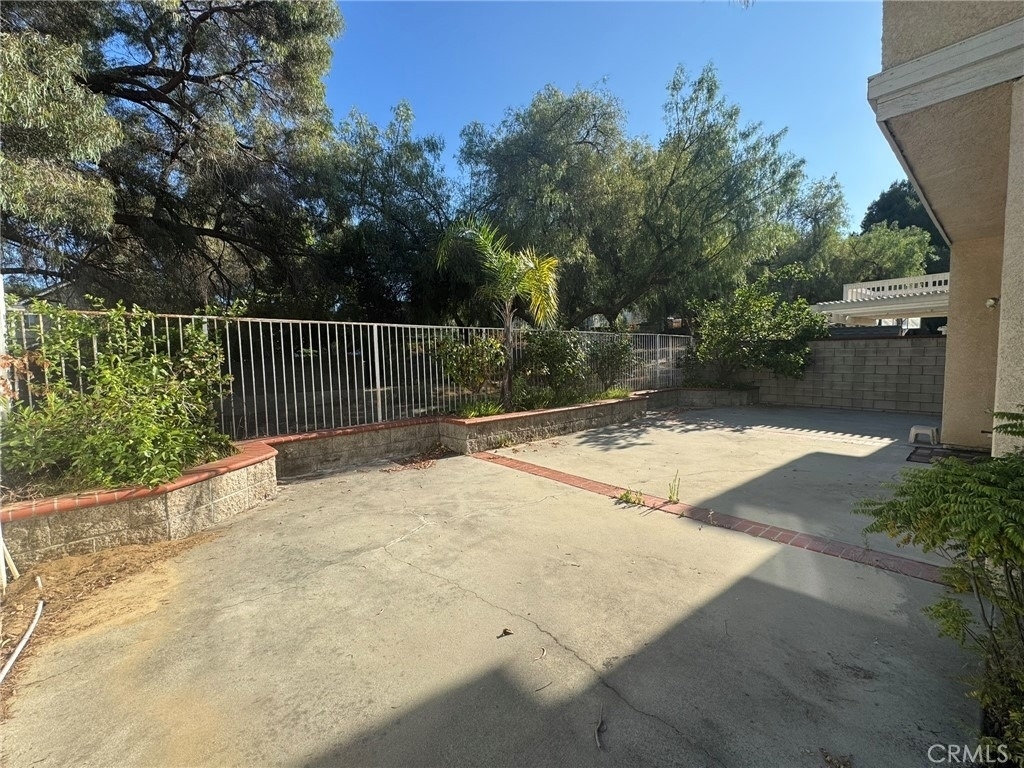2121 Sun Ridge - Photo 15