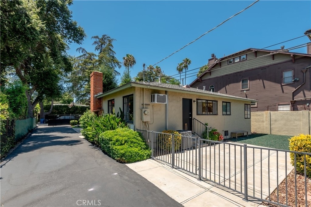 4450 Matilija Avenue - Photo 5