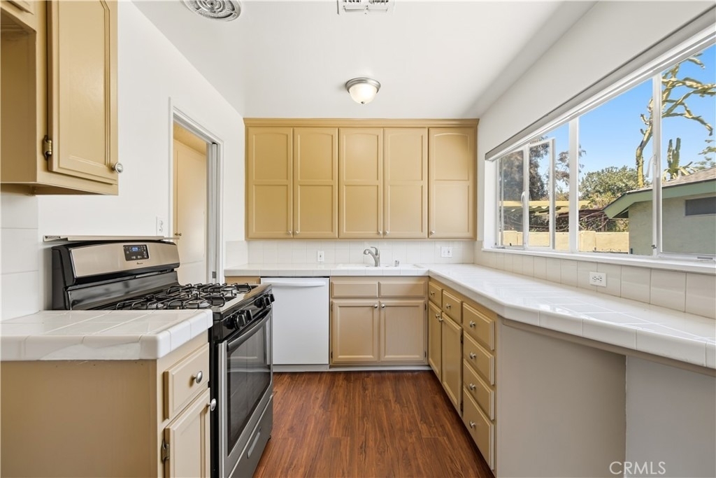 4450 Matilija Avenue - Photo 14