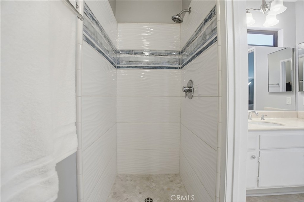 9960 Owensmouth - Photo 21