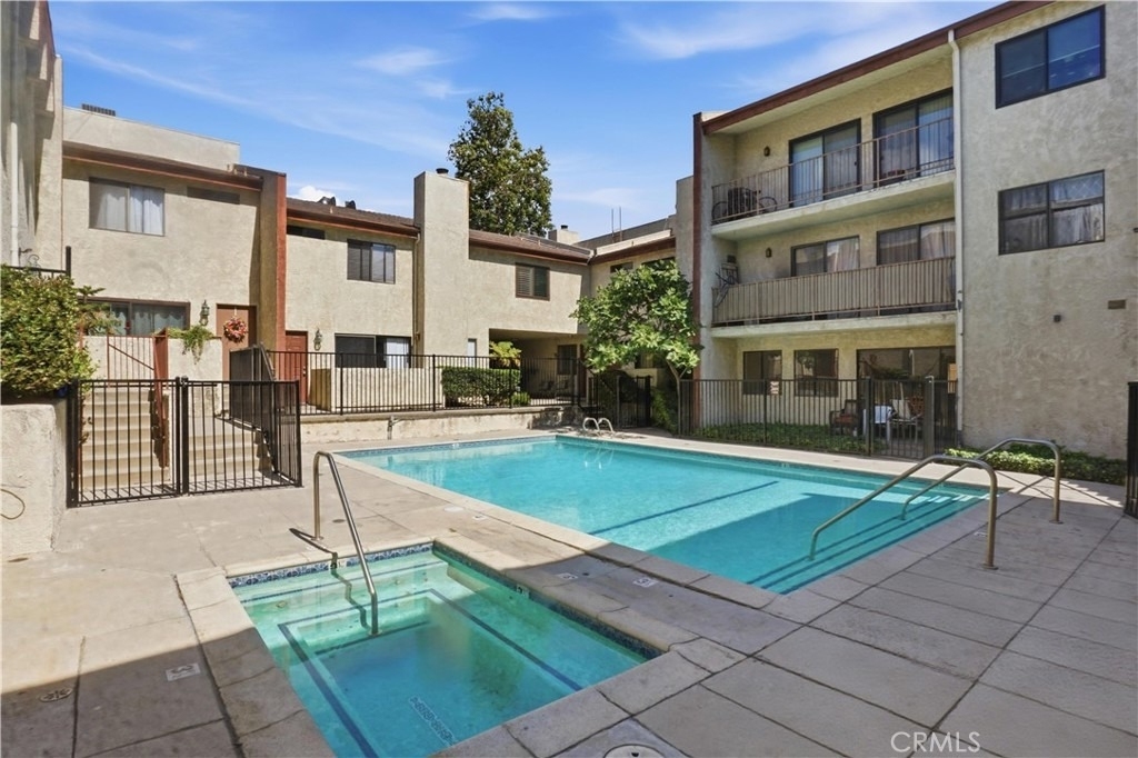 9960 Owensmouth - Photo 25