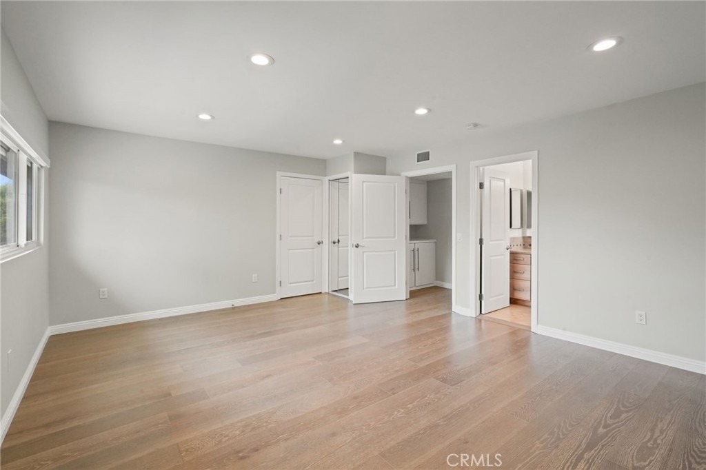 6215 Hesperia Avenue - Photo 21