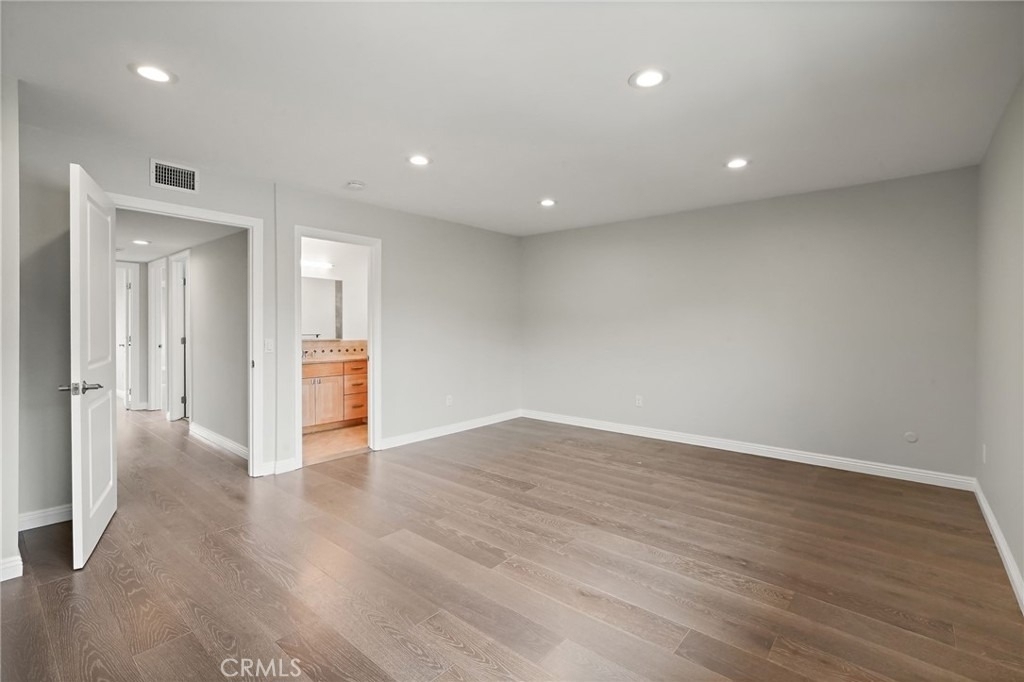 6215 Hesperia Avenue - Photo 20