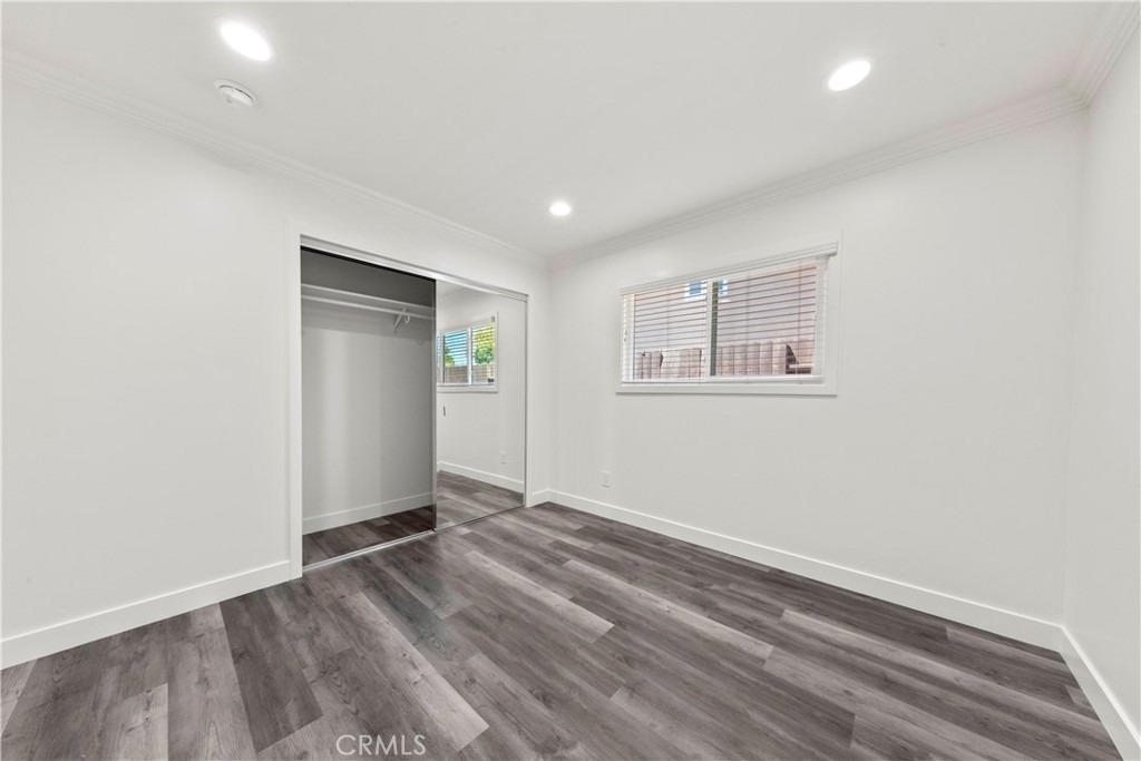 8832 Odessa Ave - Photo 12
