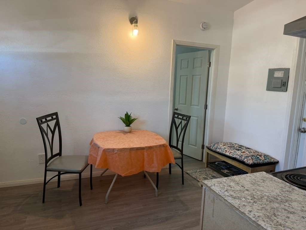 45445 Genoa - Photo 3