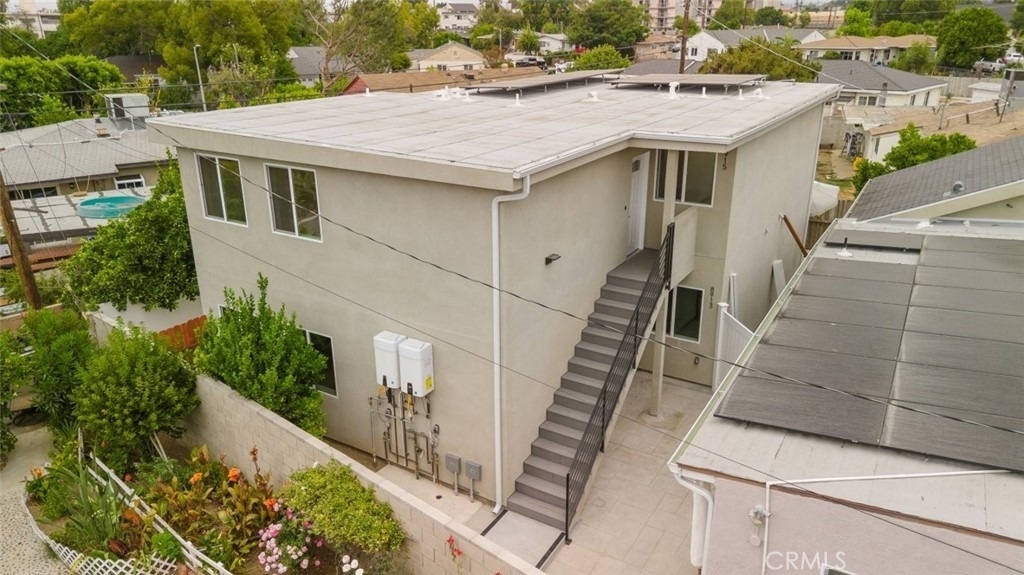 8915 Wakefield Avenue - Photo 19