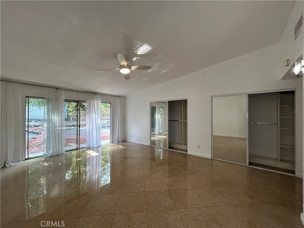 24010 Hatteras - Photo 11