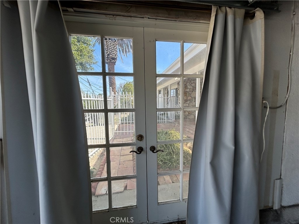 24010 Hatteras - Photo 25