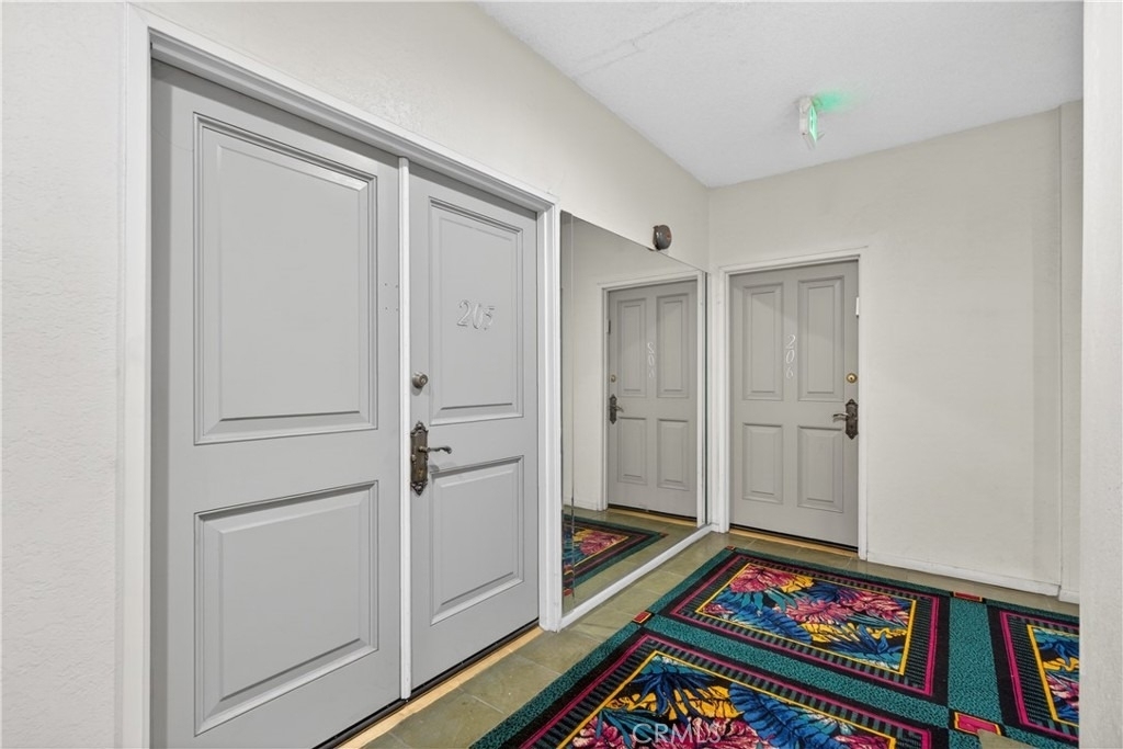 4441 Woodman Avenue - Photo 3