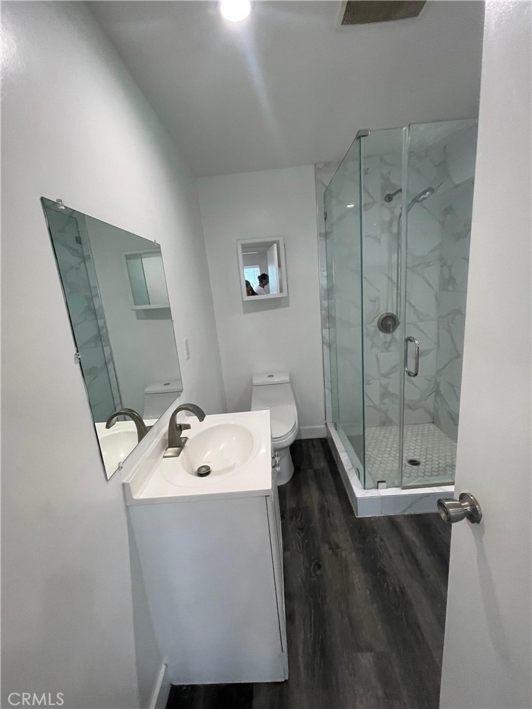7024 Wilbur Ave - Photo 15