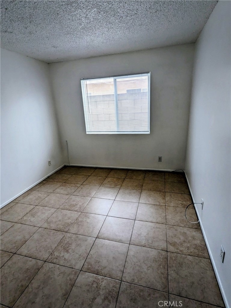 1620 W 209th Street - Photo 11