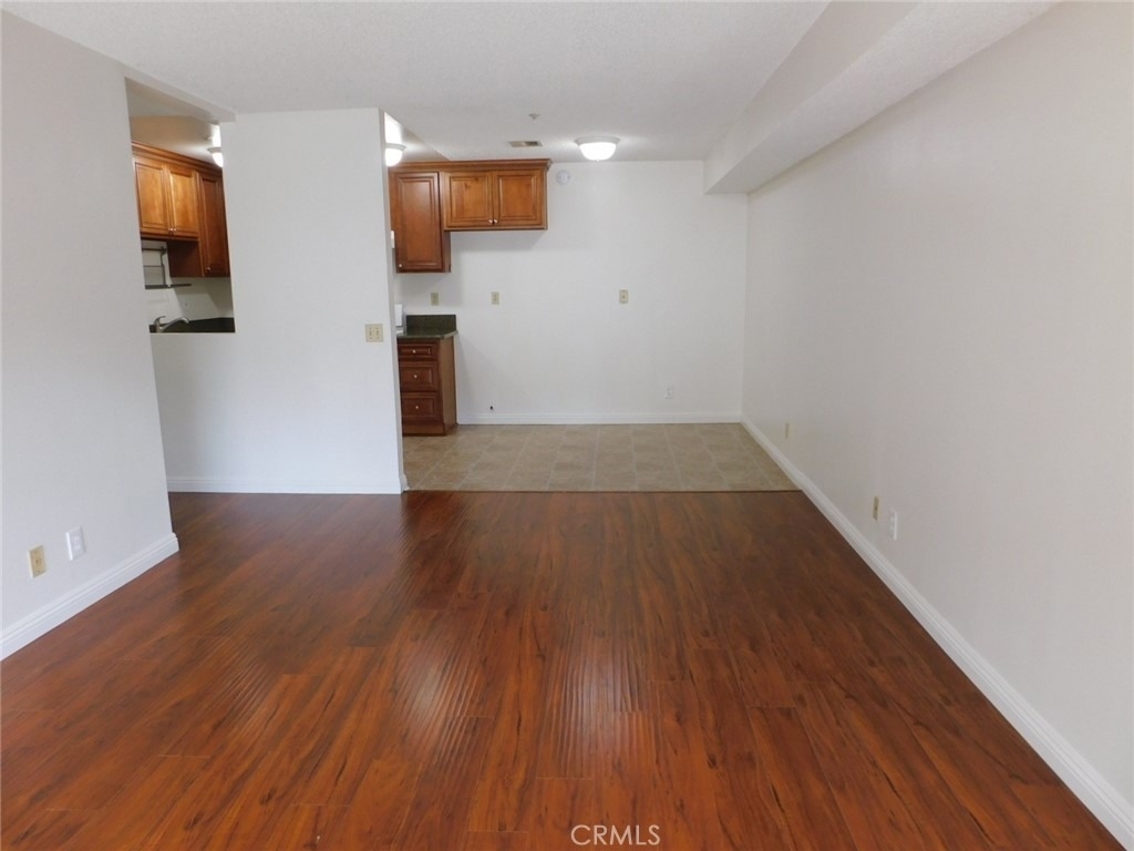 8021 4th Street - Photo 3