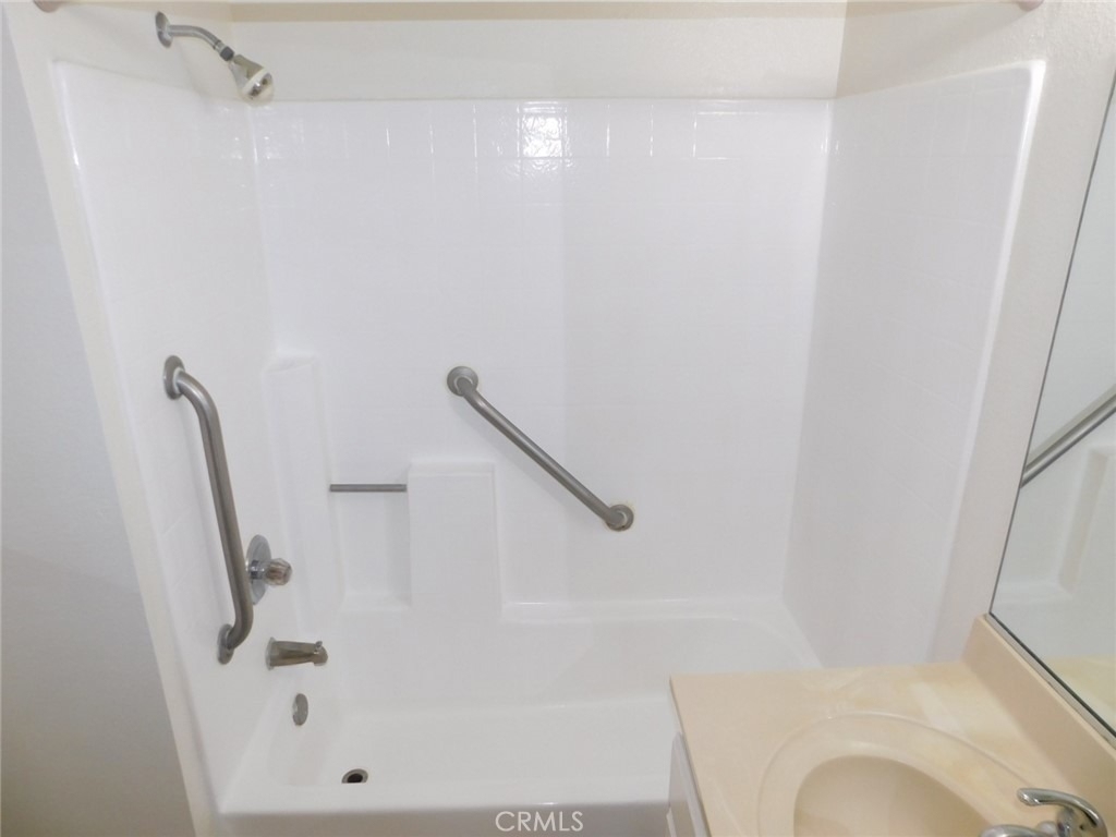 8021 4th Street - Photo 12
