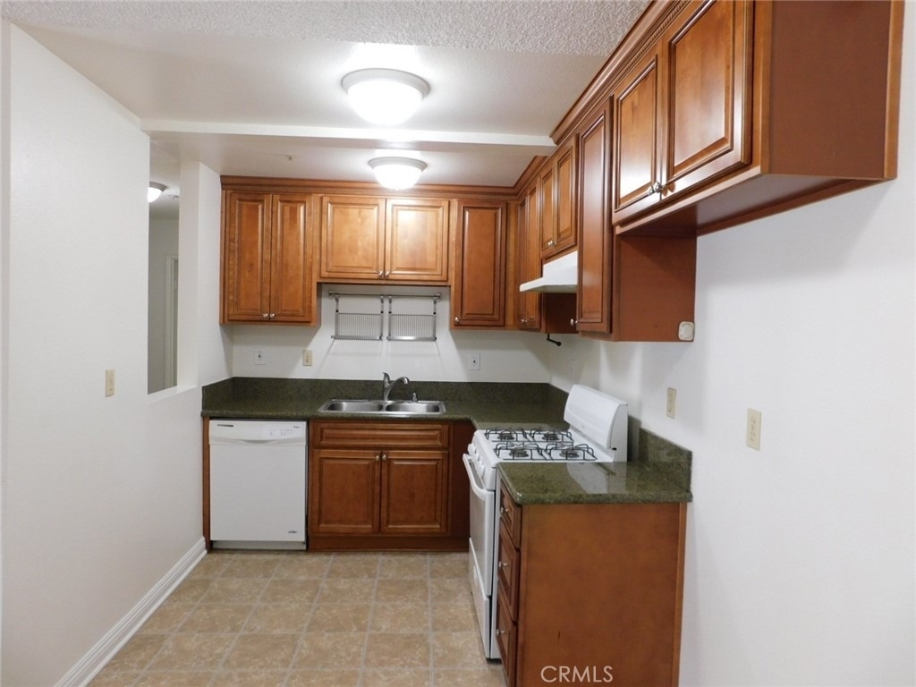 8021 4th Street - Photo 5