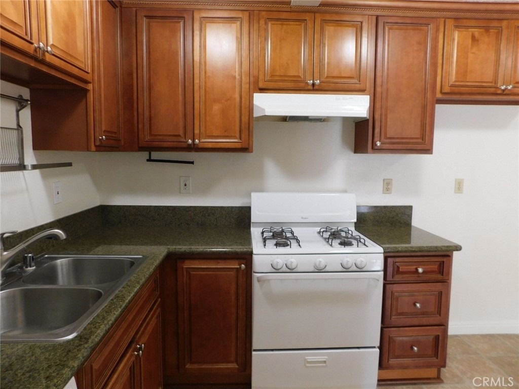 8021 4th Street - Photo 7